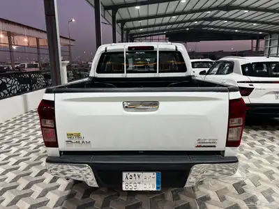 ايسوزو ديماكس 2020 فل كامل LS نظيف 4