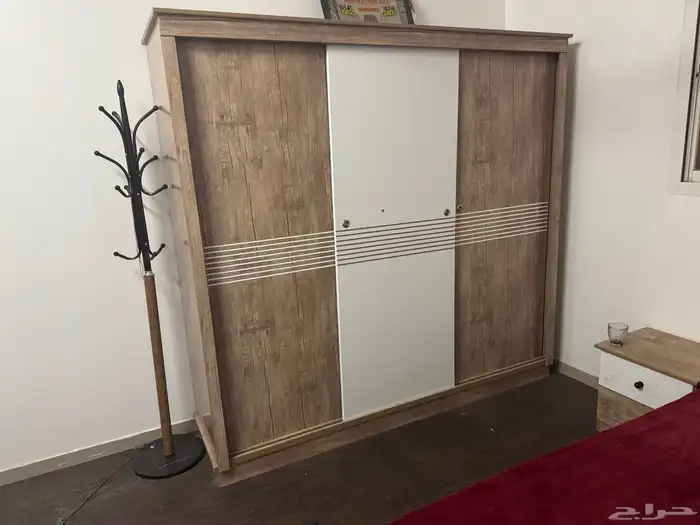غرفه نوم كامله شبه جديده سعر الشراء 5600 البيع ب 1700 0