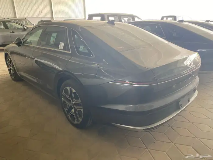 هونداي ازيرا بريميوم سعودي 2025 3