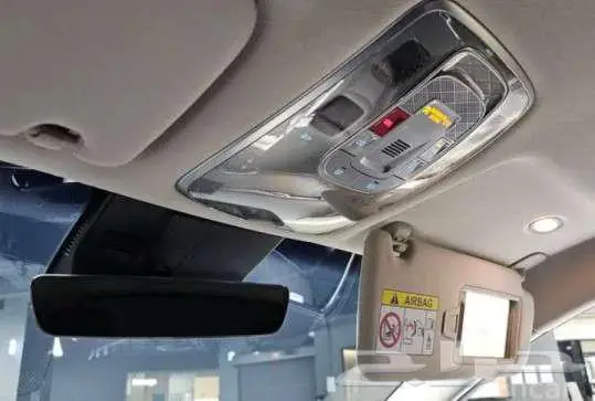 جينيسيس GV70 2025 14
