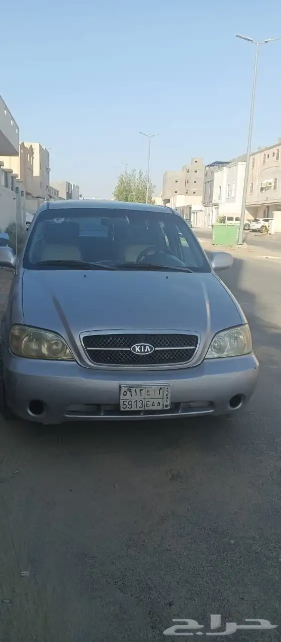كيا كرنفال للبيع 2