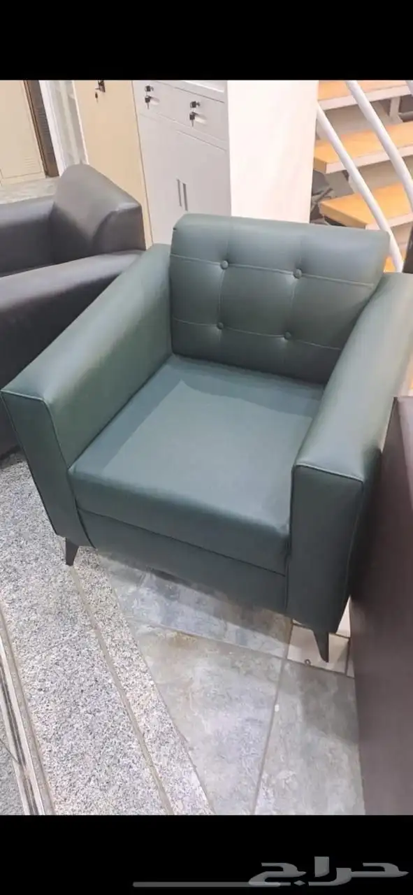 كنب مكتبي وكنبات جلد فخم جديد و كلاسيك جاهزفي ورشه و طني 8