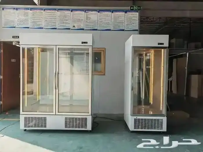ثلاجات عرض لحوم بانكول واجهتين زجاج - كمبروسر الماني 2