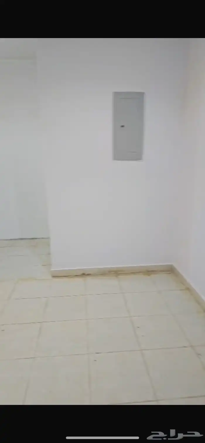 شقه حى الملقا غرفه وصاله وحمام وركن مطبخ 3