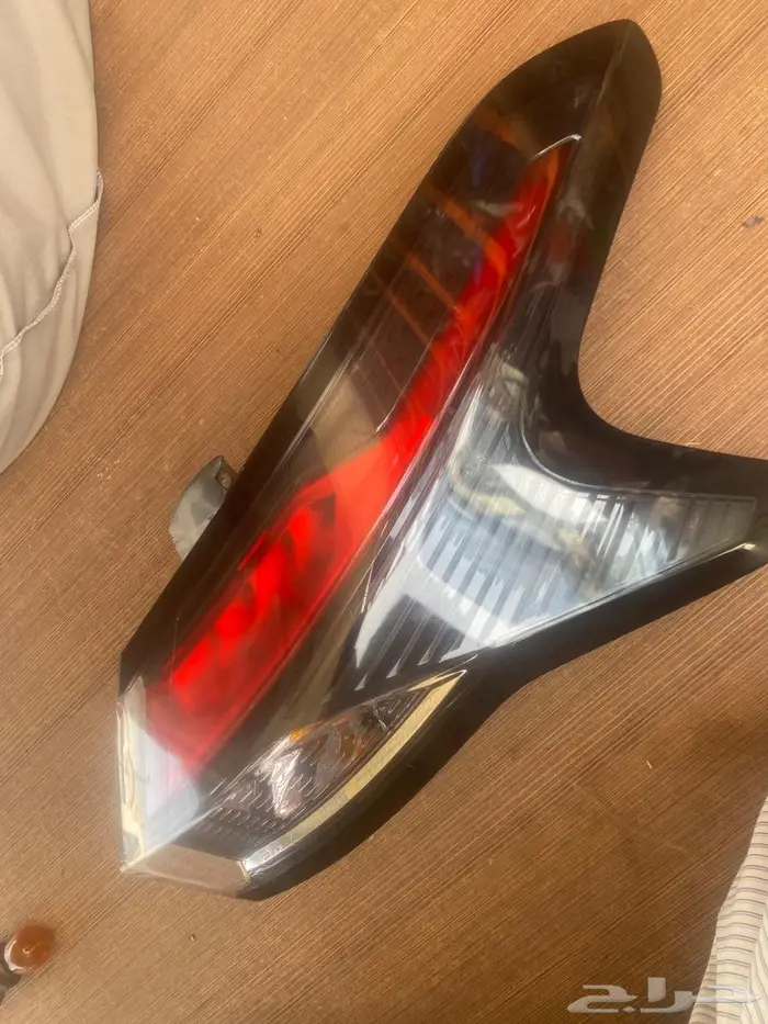 اصطب خلفي يمين شفروليه جروف 1