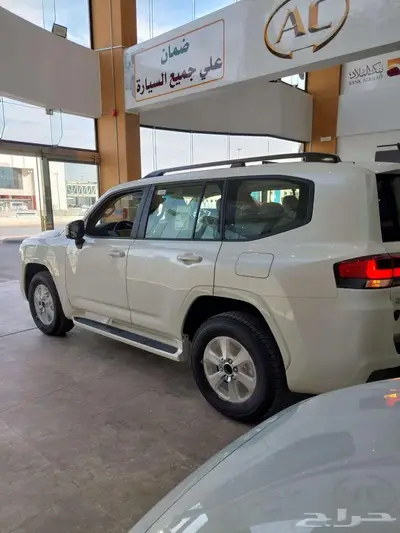 تويوتا لاندكروزر GXR L4 بنزين سعودي 2024 5