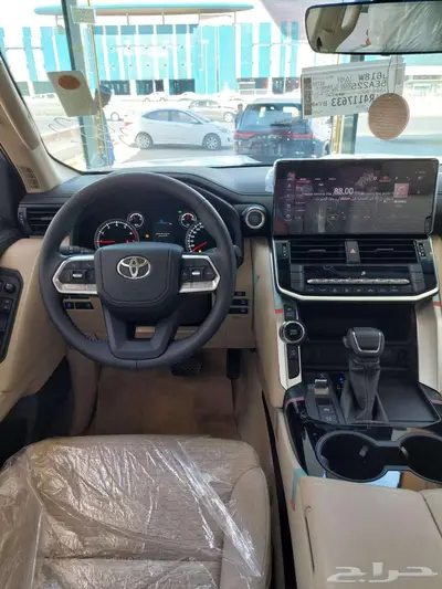 تويوتا لاندكروزر GXR L4 بنزين سعودي 2024 7