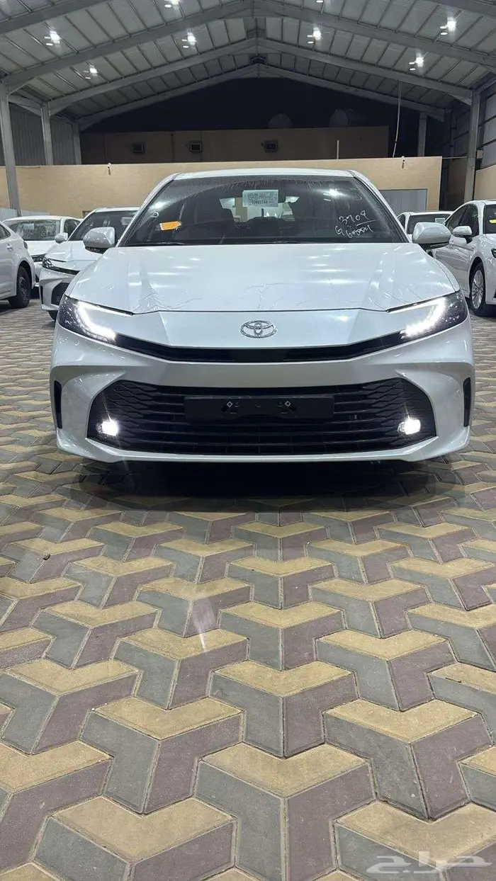 كامري E استاندر هايبرد 2025 0