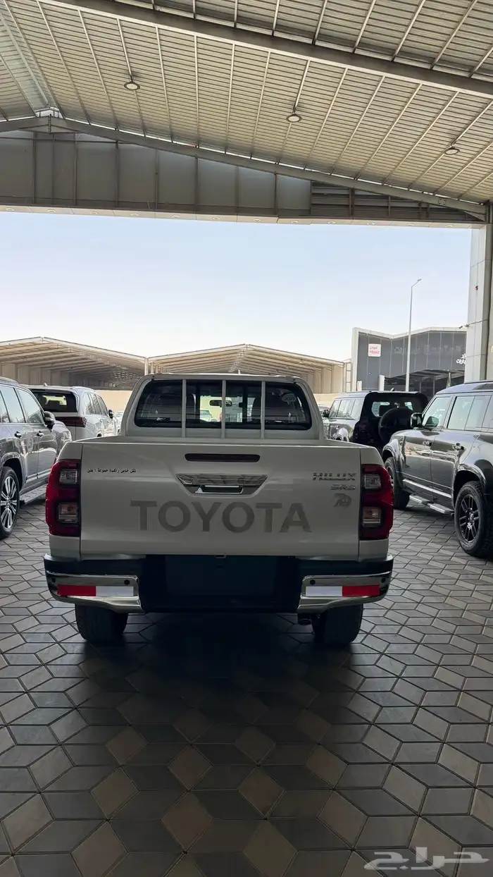 هايلوكس غمارتين - TRD بنزين - خليجي - 2025 13