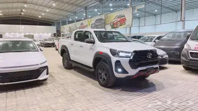 هايلوكس غمارتين TRD بنزين خليجي 2025 1