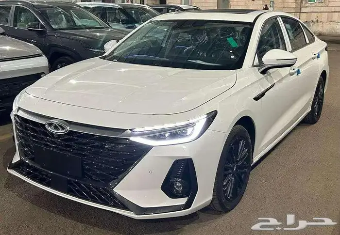 شيري اريزو 8 موديل 2025 2