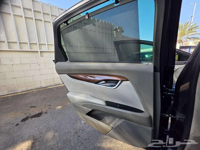 كاديلاك XTS4 7