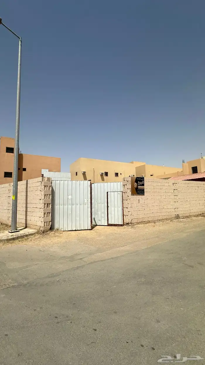 ارض تجارية بحي الشقة للبيع بمساحة (1147متر) 0