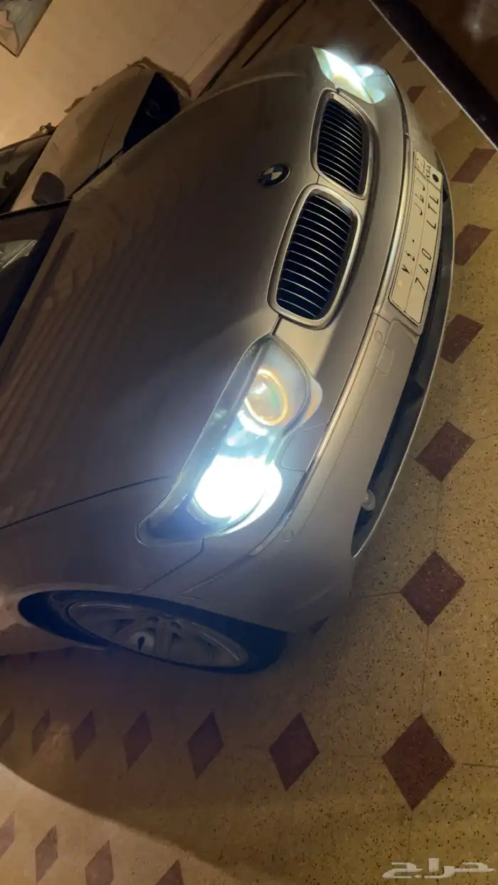 على السوم Bmw 2004 مخزن ولوحه مميزه 0