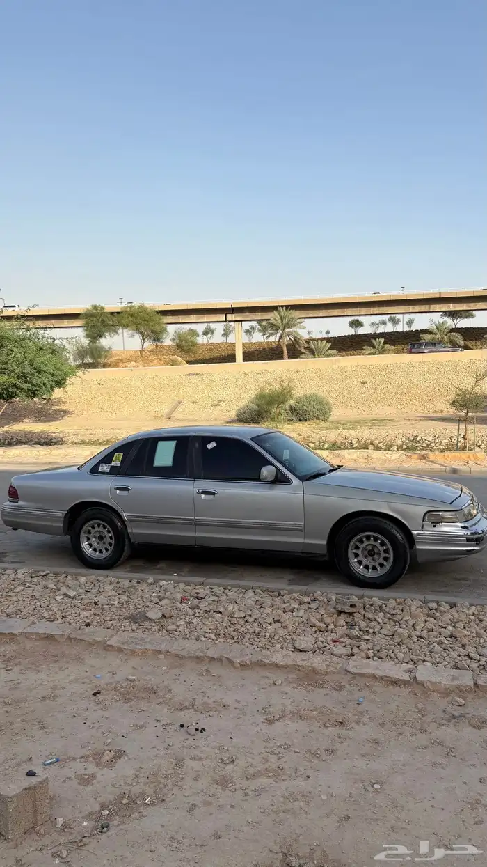 فورد كراون فكتوريا موديل 1997 أمريكي 3