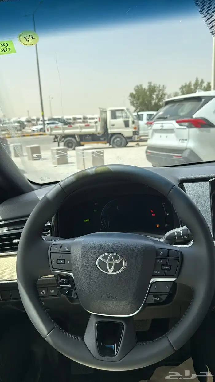 كامري E بلس هايبرد 2025 سعودي 6