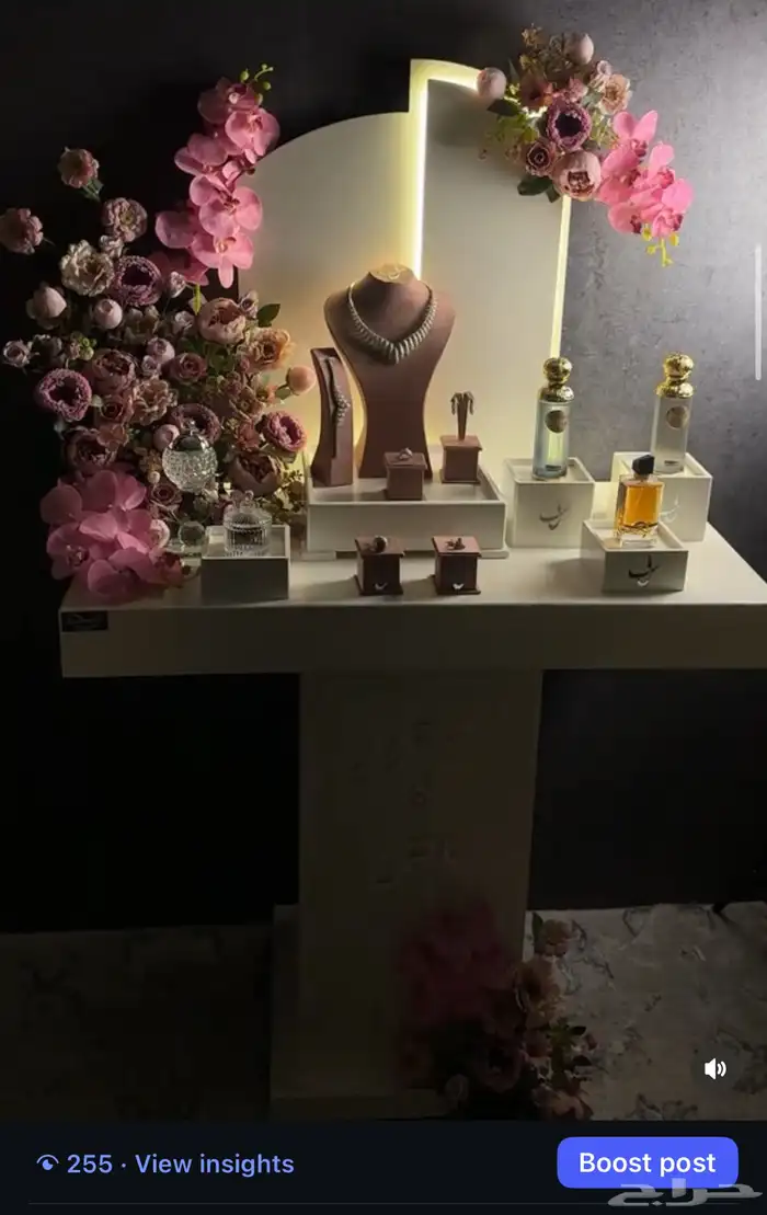 تفصيل وتنسيق عربيات ملكه واستاندات حفلات 4