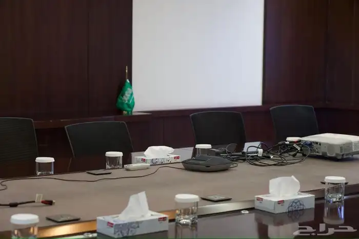 اثاث مكاتب شبة جديد مستعمله للبيع 7
