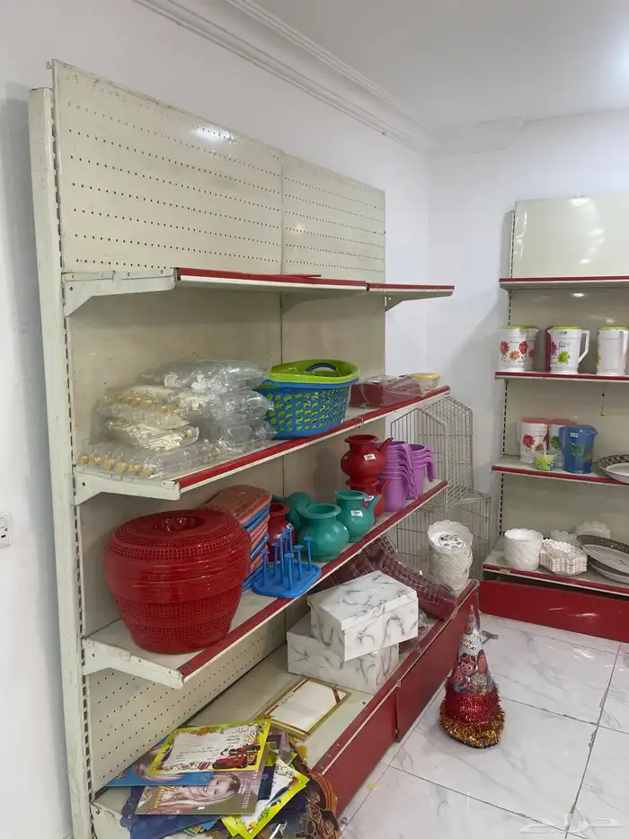 رفوف وبضاعه والمكيف 2