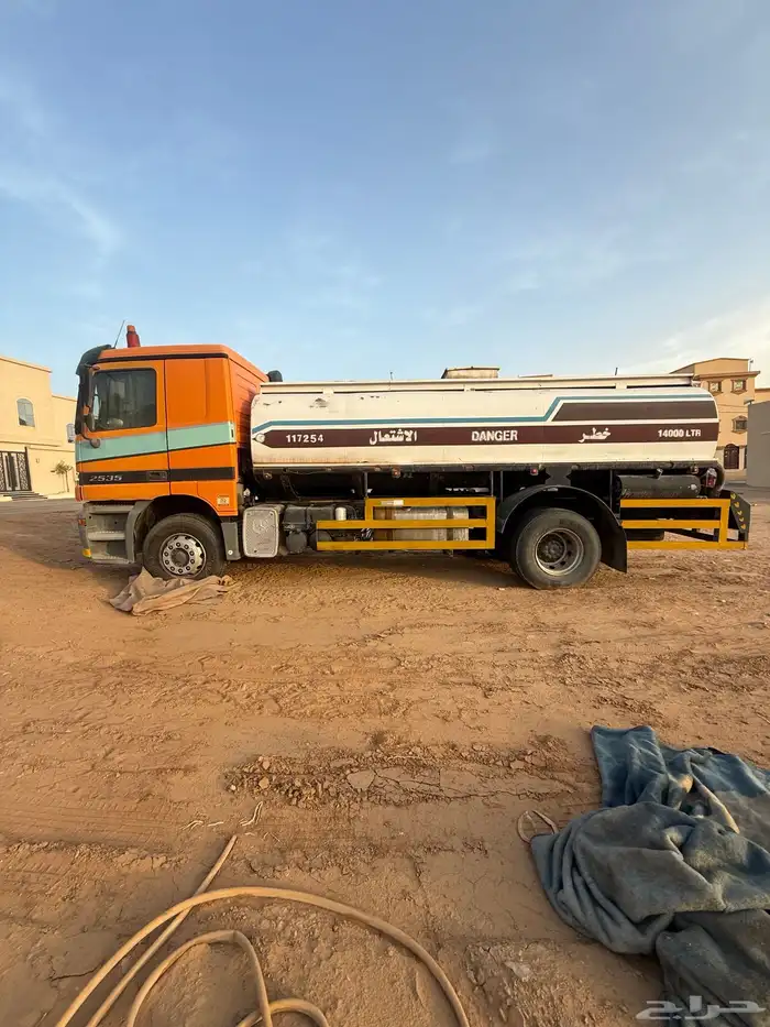 عايدي اكتروس تانكي محروقات نظيف جدا  موديل 2001 1