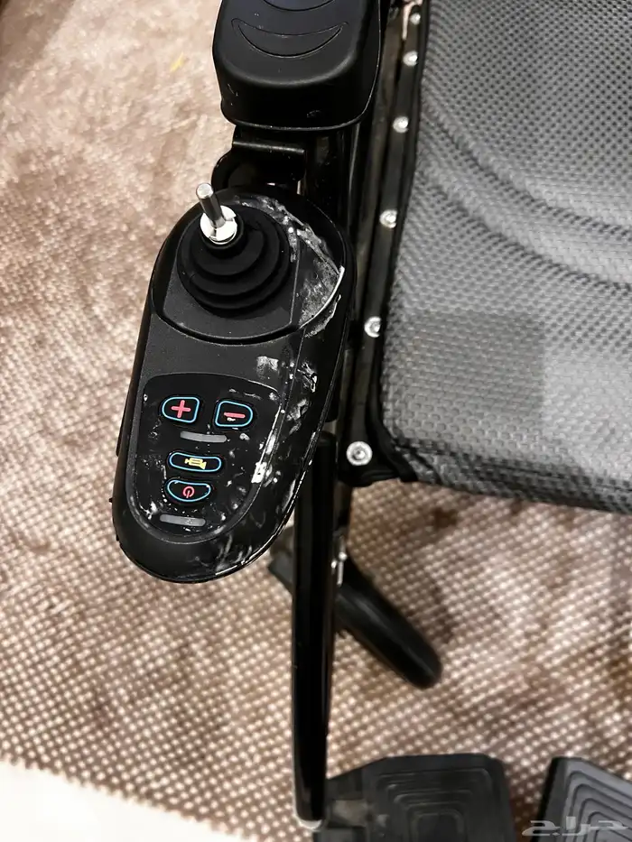 عربيه شحن جديده لم تستعمل مع شاحنه 0