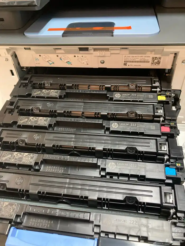 حبر طابعة MFP 3303 اتش بي 222 أصلي مع شريحة ب499 0