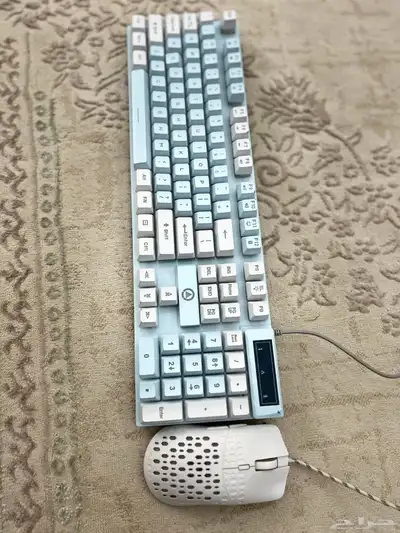 ماوس وكيبورد نضيف للبيع 1
