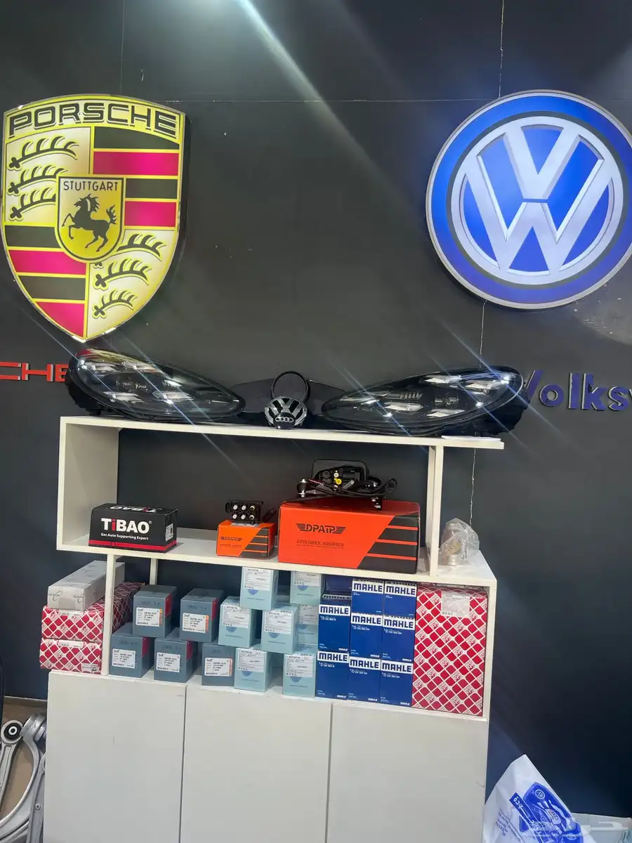 قطع غيار السيارات  بورش Porsche 6