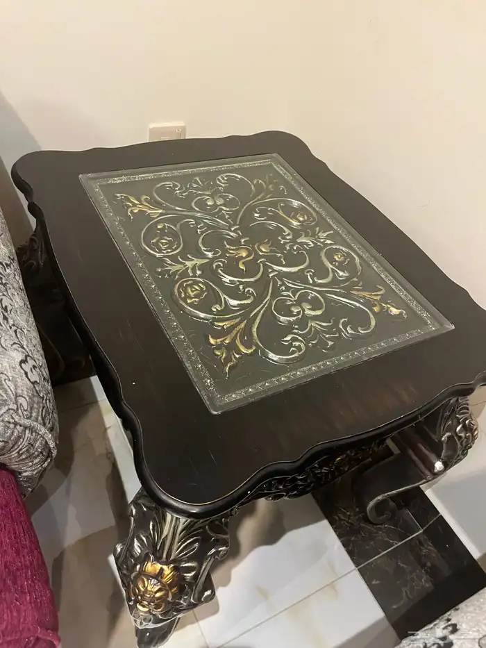 طقم كنب مع طاولة سفره 3