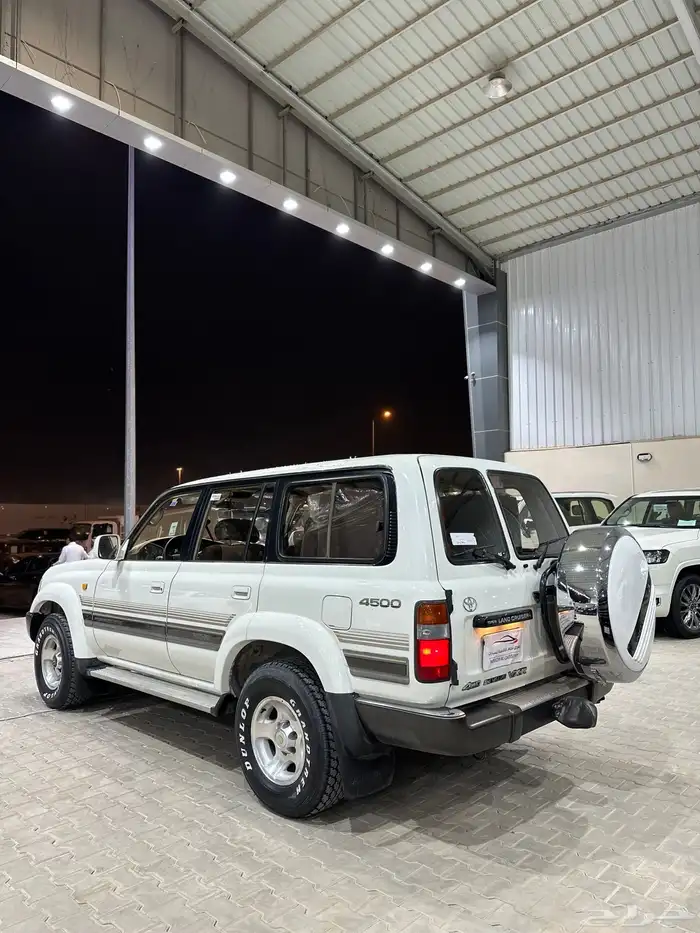 تايوتا فكسار 94 3
