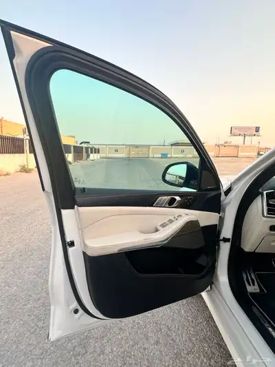 اكس 7 بي ام دبليو 2020 M50i فل كامل انديفيجوال X7 8