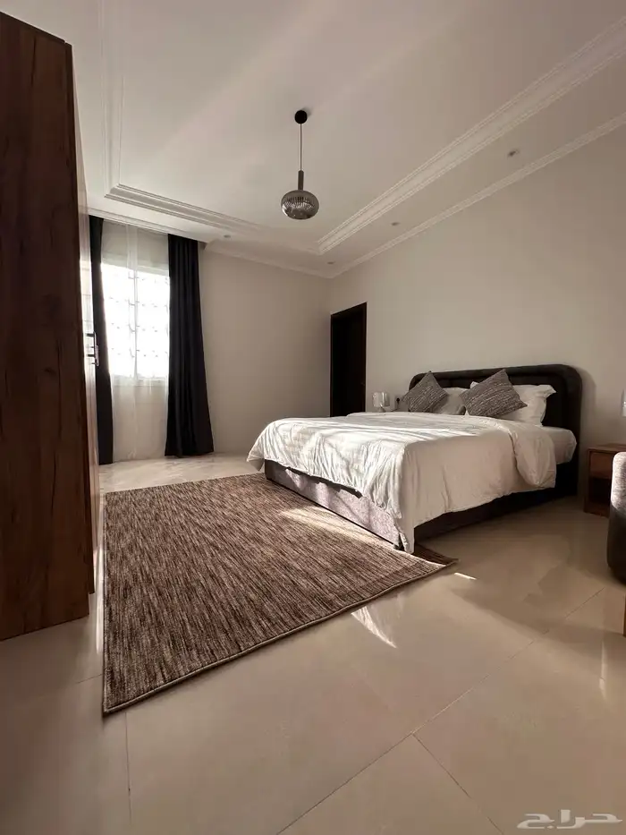 شقة مفروشة فاخرة وسط الباحة للإيجار الشهري 0