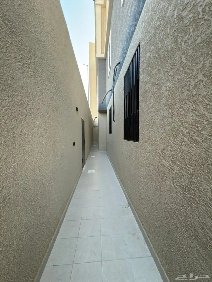للبيع شقق ارضيه وشقق علويه بدرة الموسى شرق الخميس 4