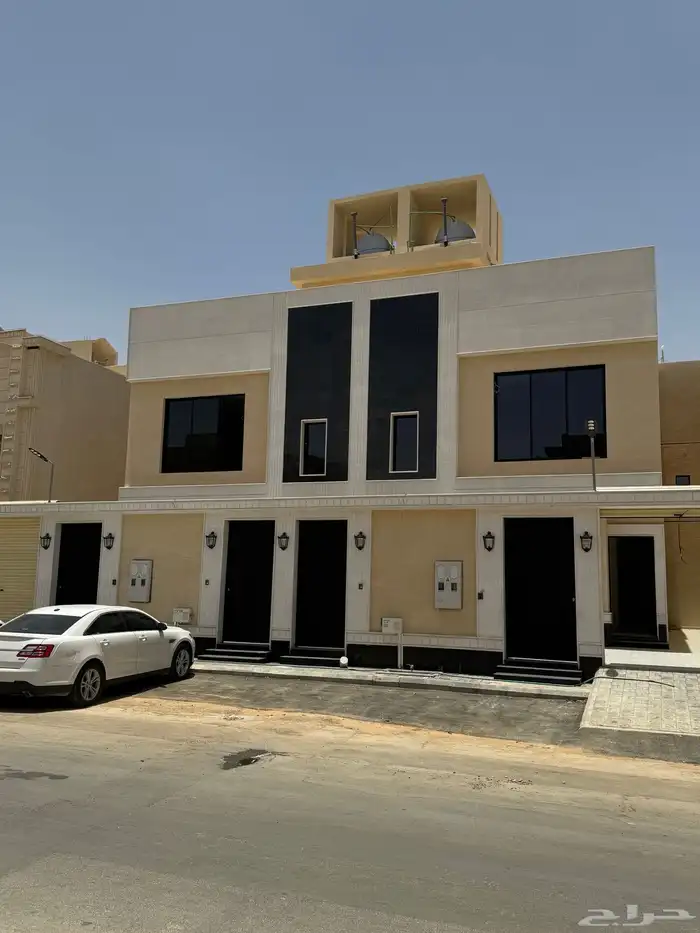 للبيع فيلا بشقة -في حي العوالي -بالرياض 1