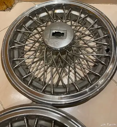 للبيع طيس سلك مع قواعدها اولدزموبيل موديل 80 حق بلدها 6