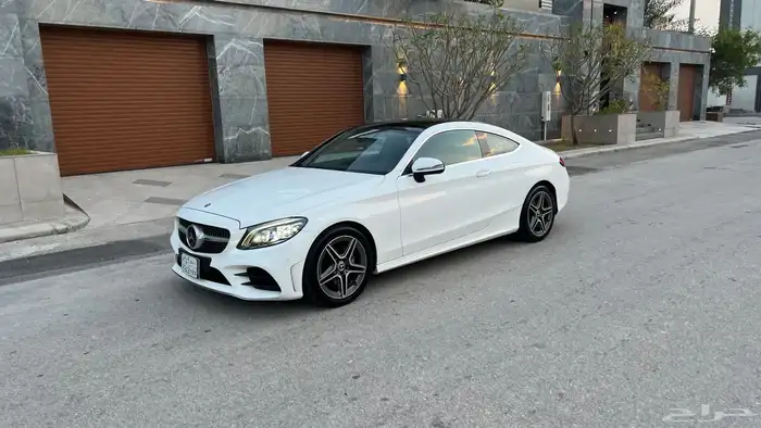 للبيع مرسيدس c200 موديل 2021 بحالة الوكالة 1
