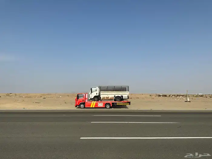 سطحه هيدروليك متواجد في جده وطالع الشمال السعر 05 3