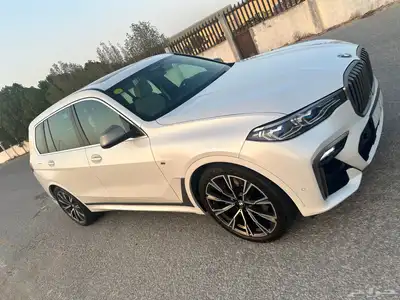 اكس 7 بي ام دبليو 2020 M50i فل كامل انديفيجوال X7 2
