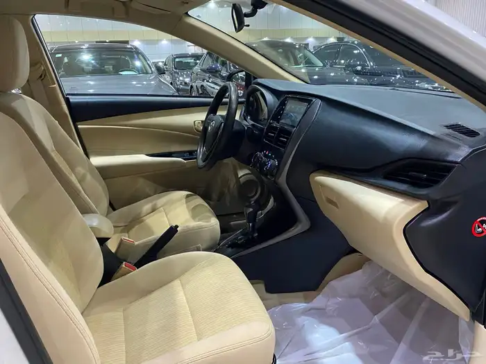 تويوتا يارس موديل 2022 استاندر 5