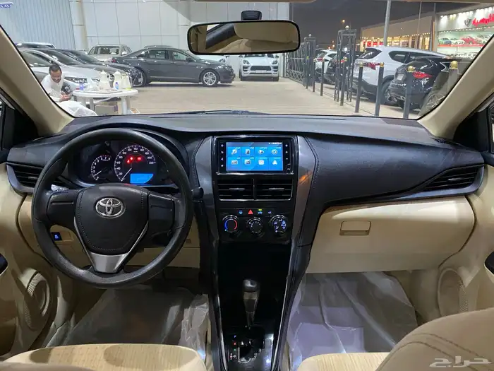 تويوتا يارس موديل 2022 استاندر 11
