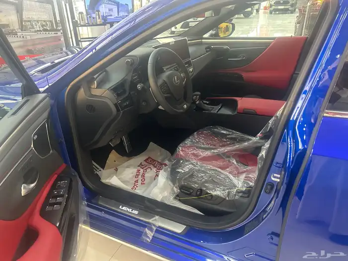 لكزس ES350 أف سبورت وارد عبداللطيف جميل سعودي 2025 4