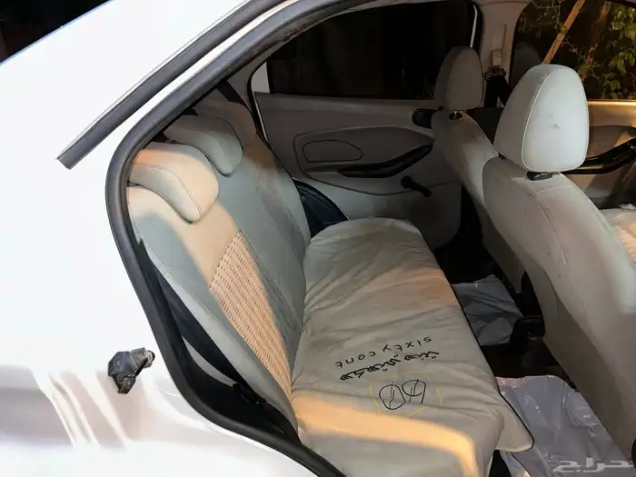 فورد فيقو للبيع 6