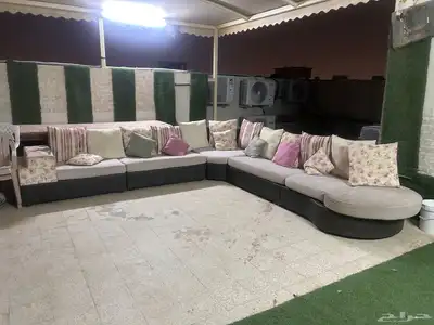 كنب ابيض ووردي 0