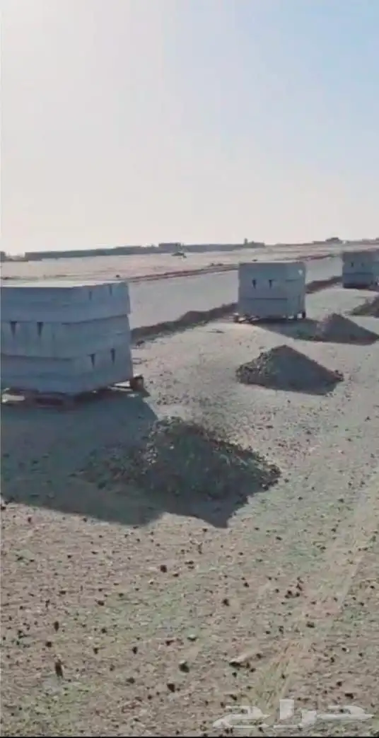 للبيع نصف قطعة ارض في الهجره جزء ب شارع 25 جنوبي 2