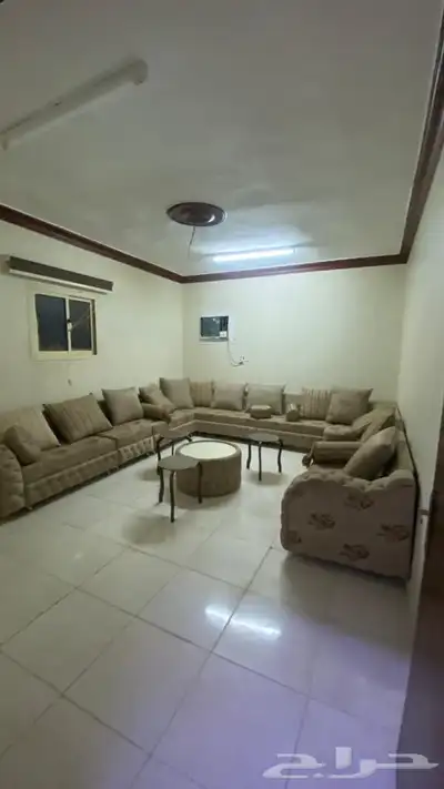 شقق عوايل دور ثالث مفروشة الذيبية حي ب 0