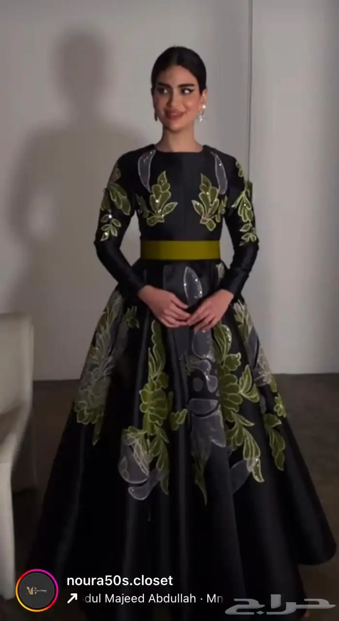 فستان من المصممه noura50s.closet 0