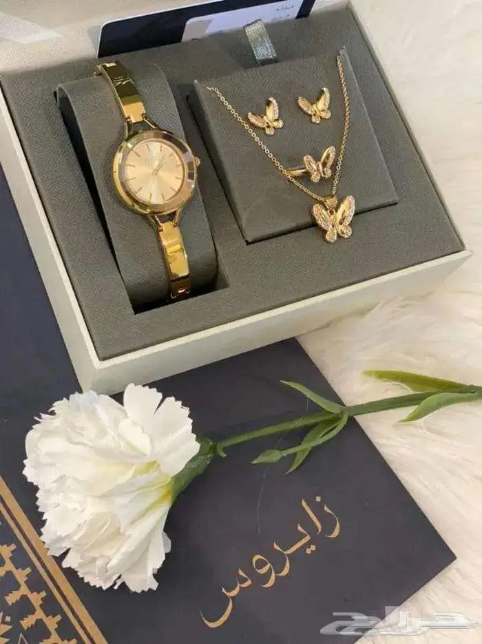 اطقم هدايا ساعات نسائيه ضمان سنه ضد الماء 150 ريال 1