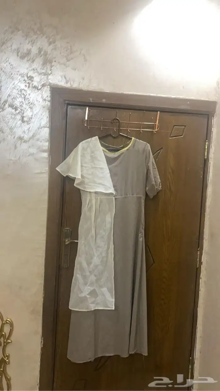 فساتين شبه جديده 0