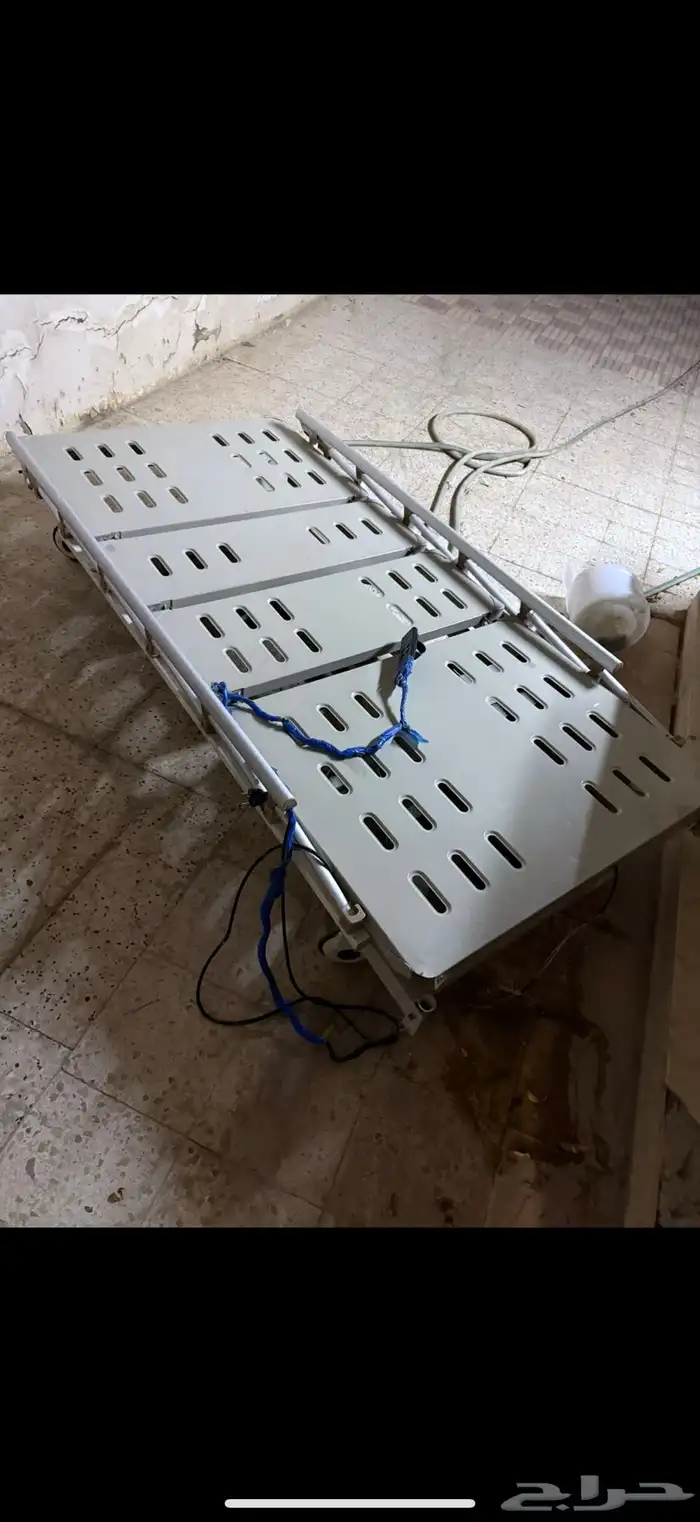 سرير طبي كهربائي 0