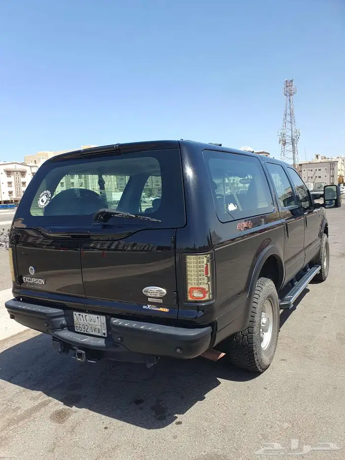 للبيع فورد اكسكرجين 2005 33